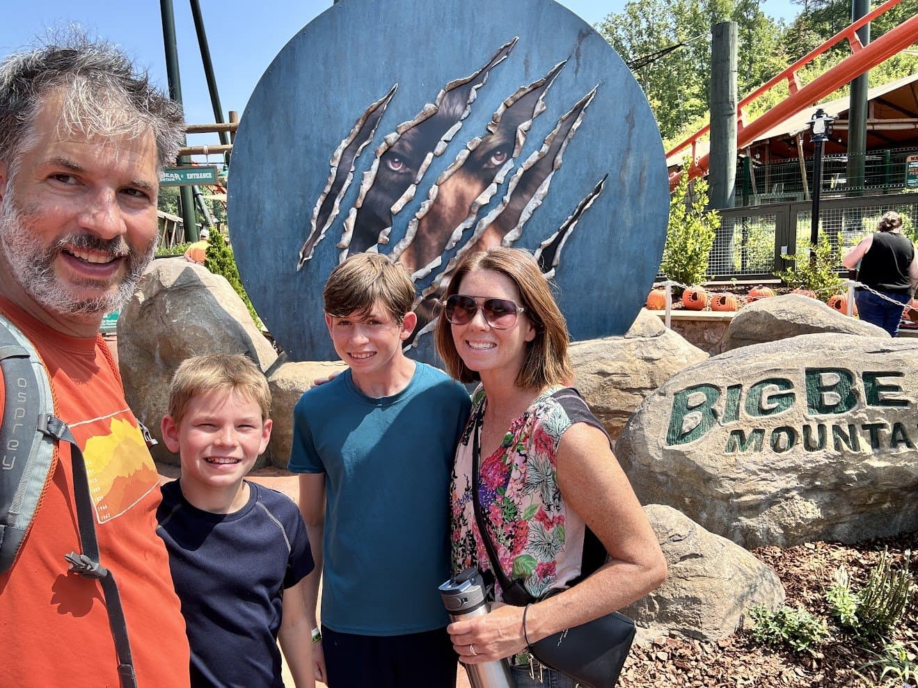 Family Trip to Gatlinburg: 3-Day Itinerary + Cabin Tips